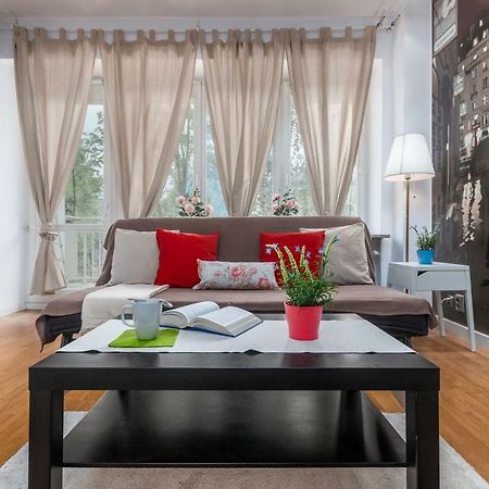Apartments Madelaine Warsaw By Noclegi Renters Luaran gambar