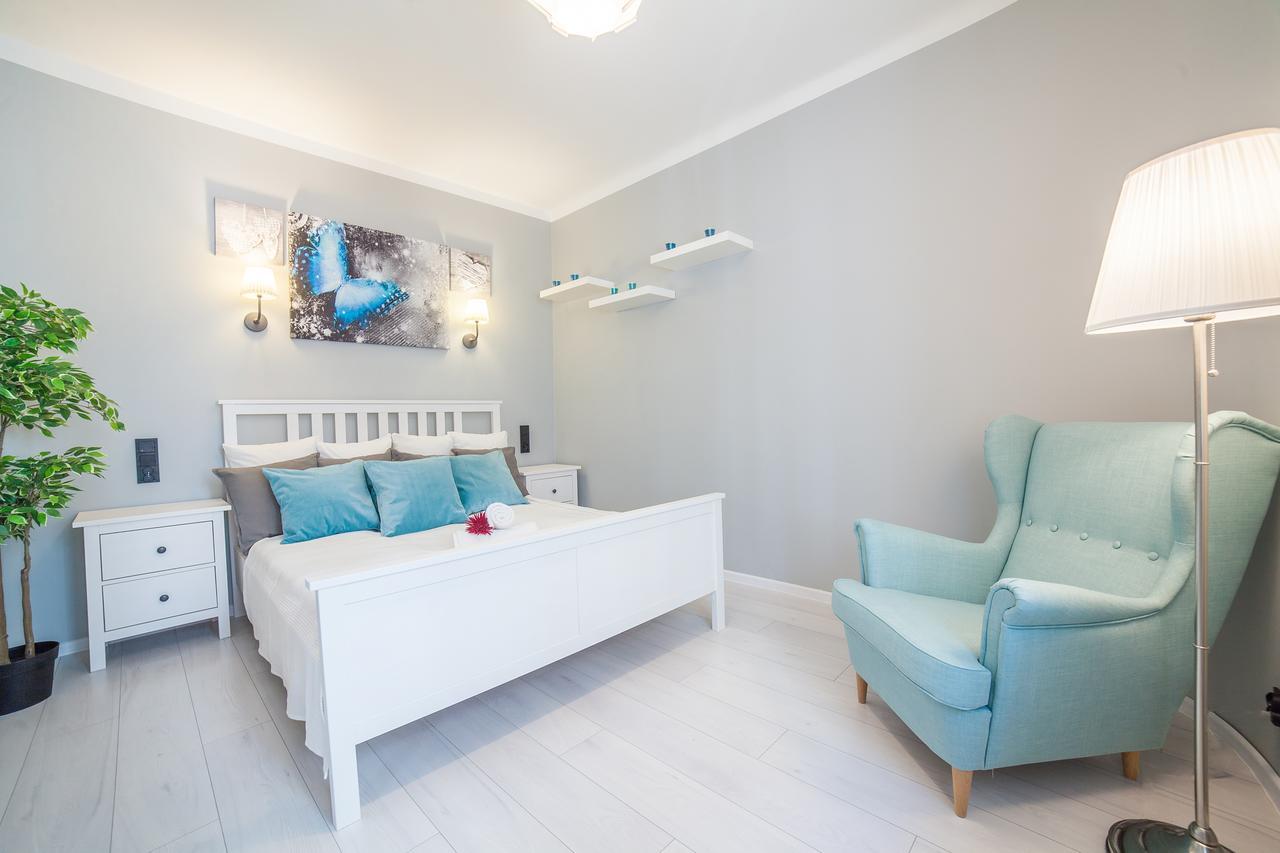 Apartments Madelaine Warsaw By Noclegi Renters Luaran gambar