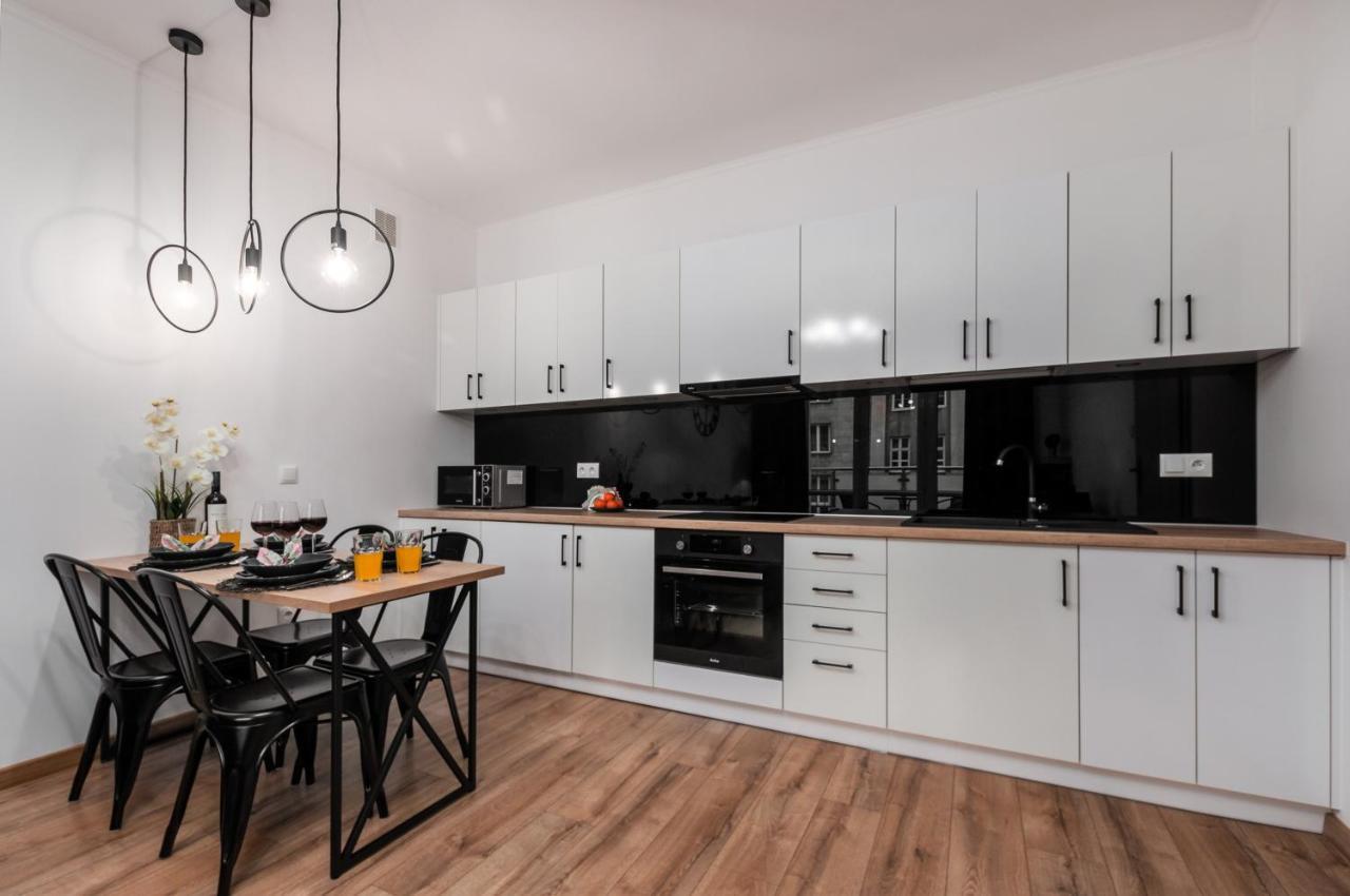Apartments Madelaine Warsaw By Noclegi Renters Luaran gambar