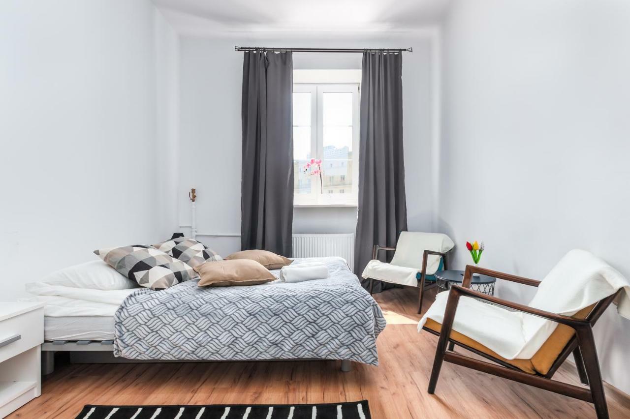 Apartments Madelaine Warsaw By Noclegi Renters Luaran gambar