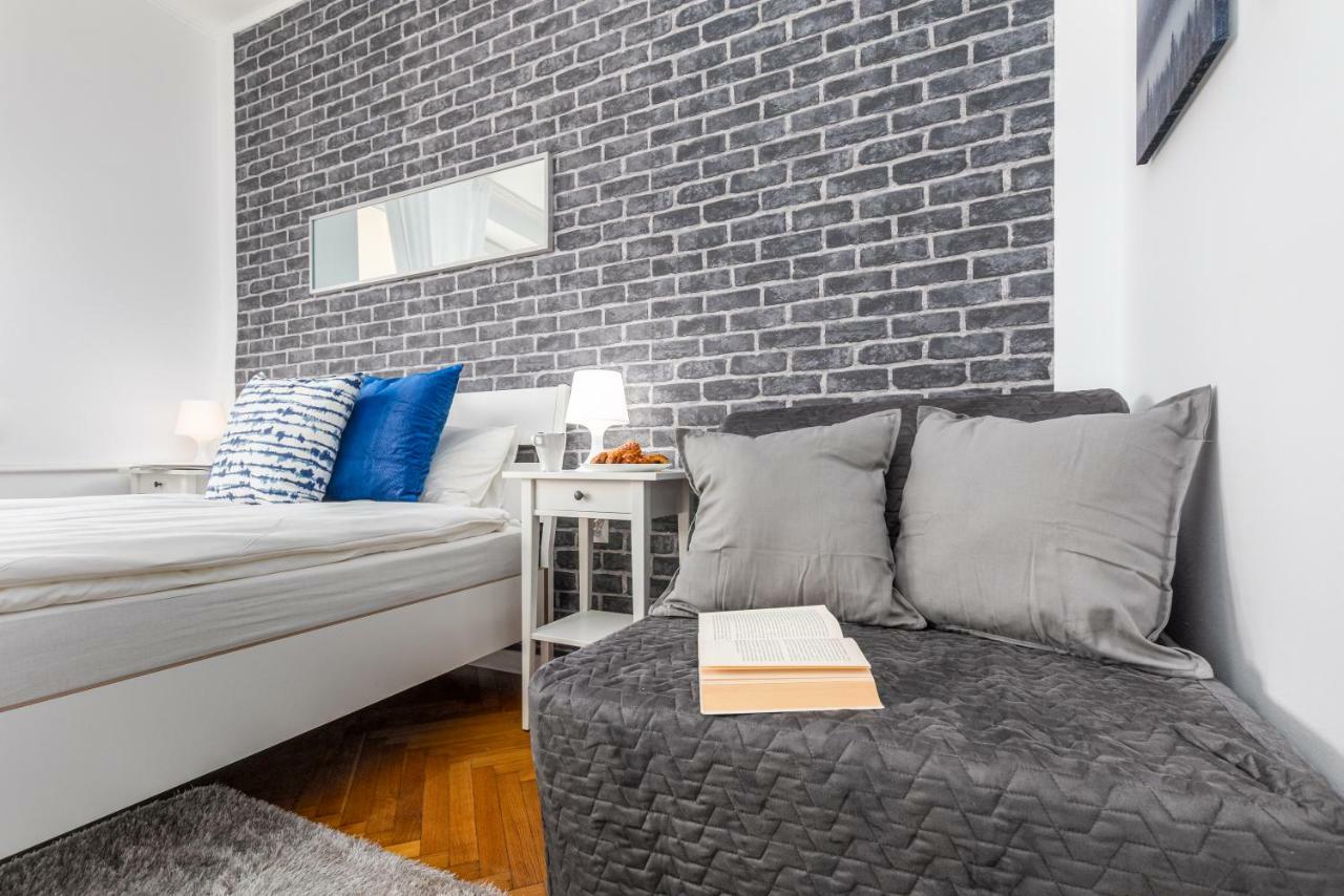 Apartments Madelaine Warsaw By Noclegi Renters Luaran gambar